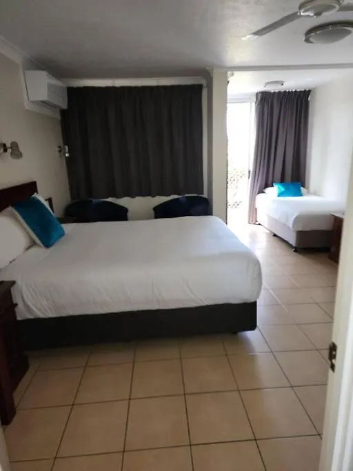 Superior Studio Unit 2 Emu Park Apartamento